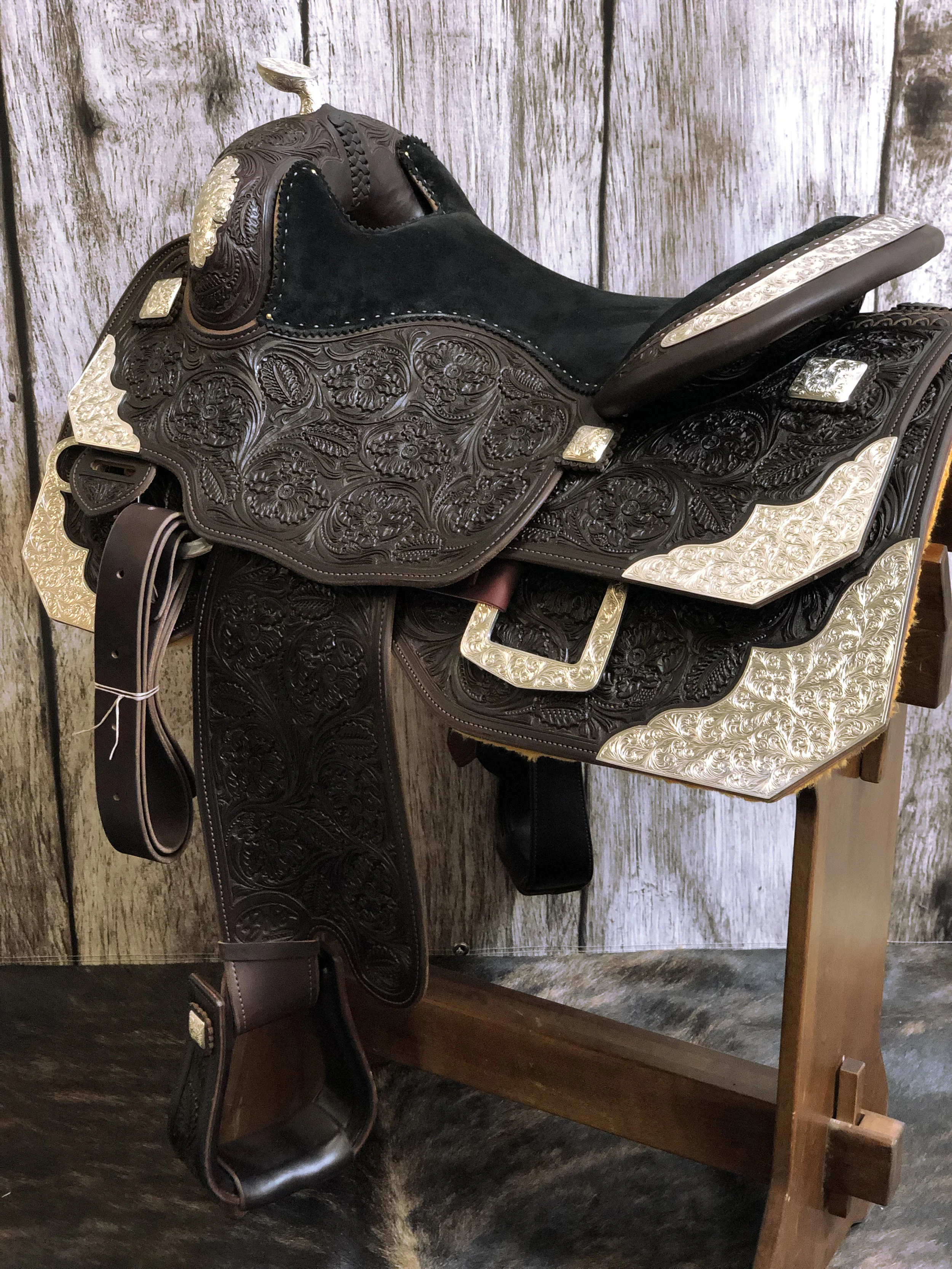 Silver Show Saddle