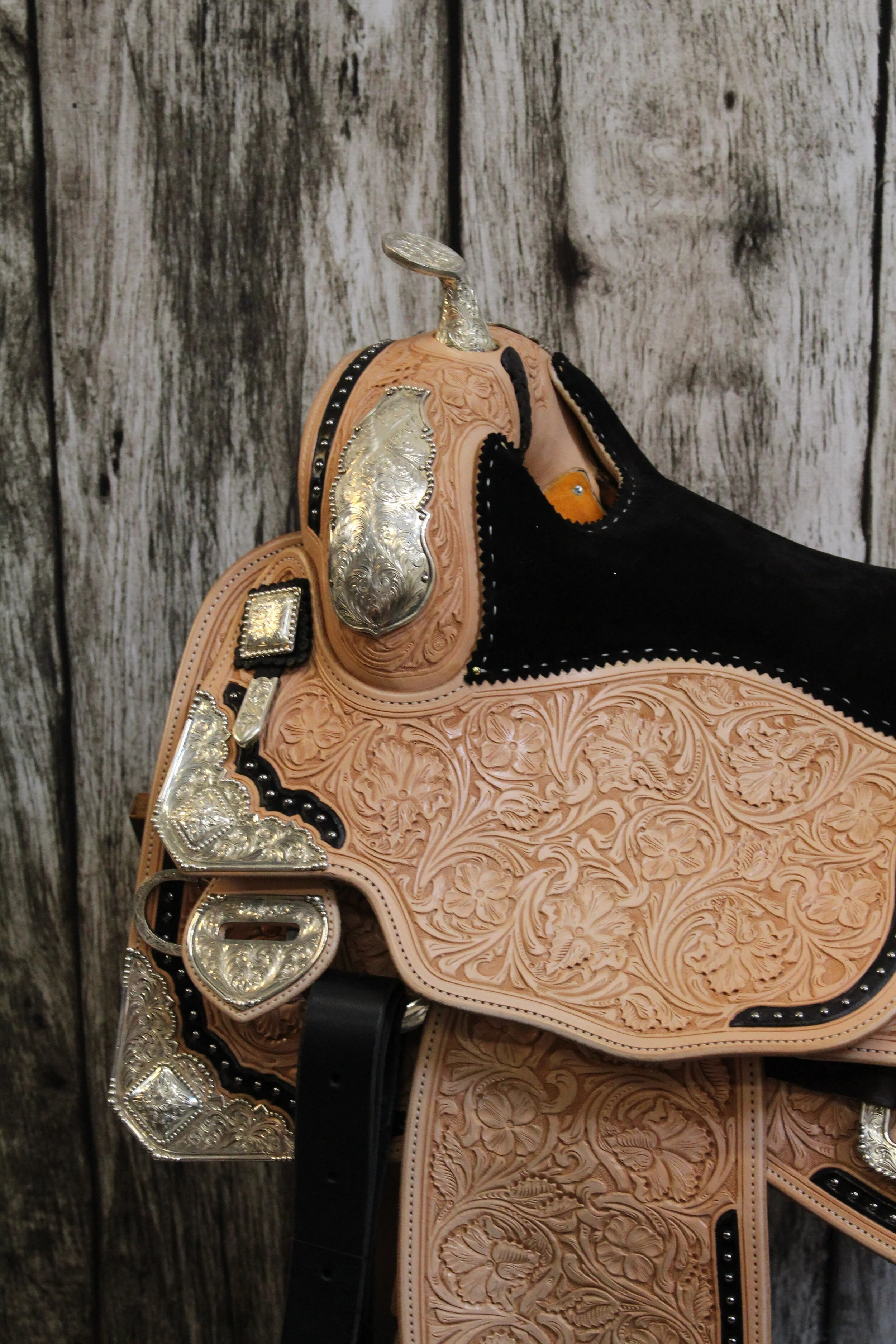 Silver Show Saddle