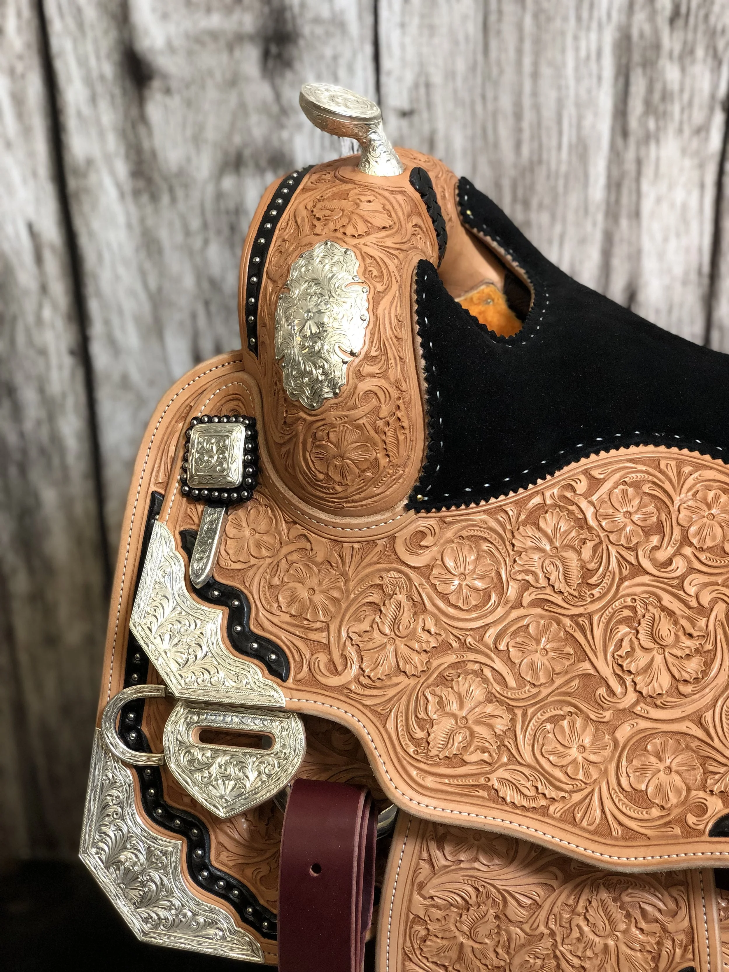 Silver Show Saddle