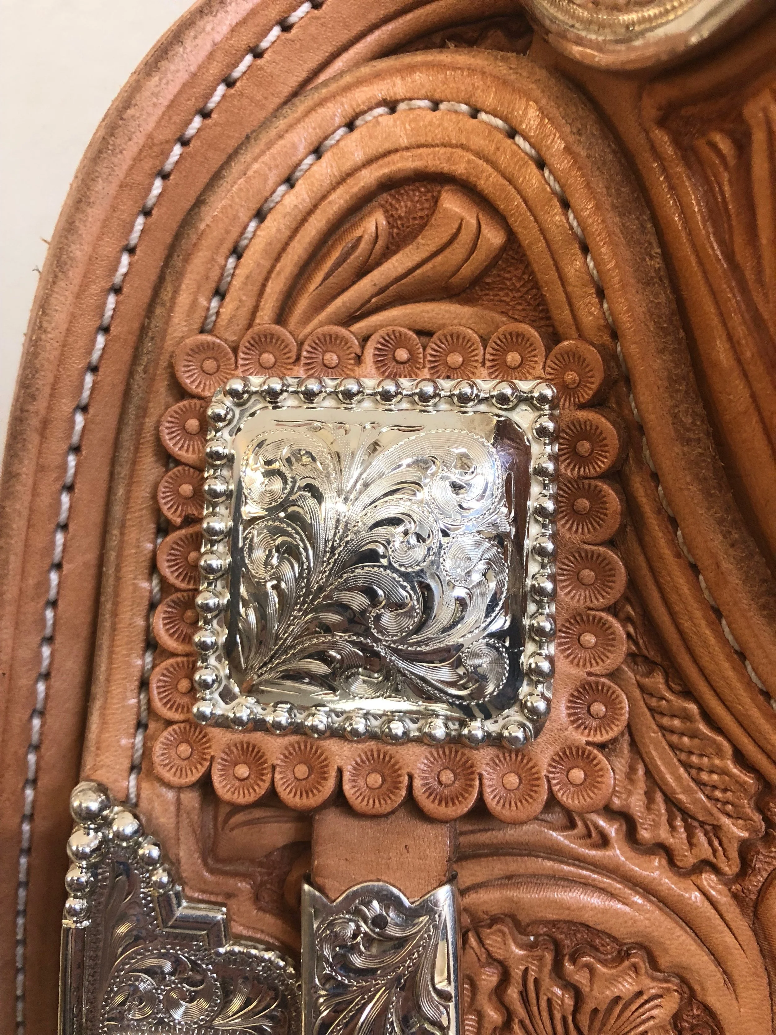Silver Show Saddle